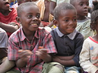 Niños en Tchimpounga